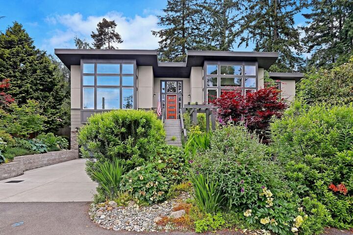 103 129th Avenue NE  Bellevue WA 98005 photo