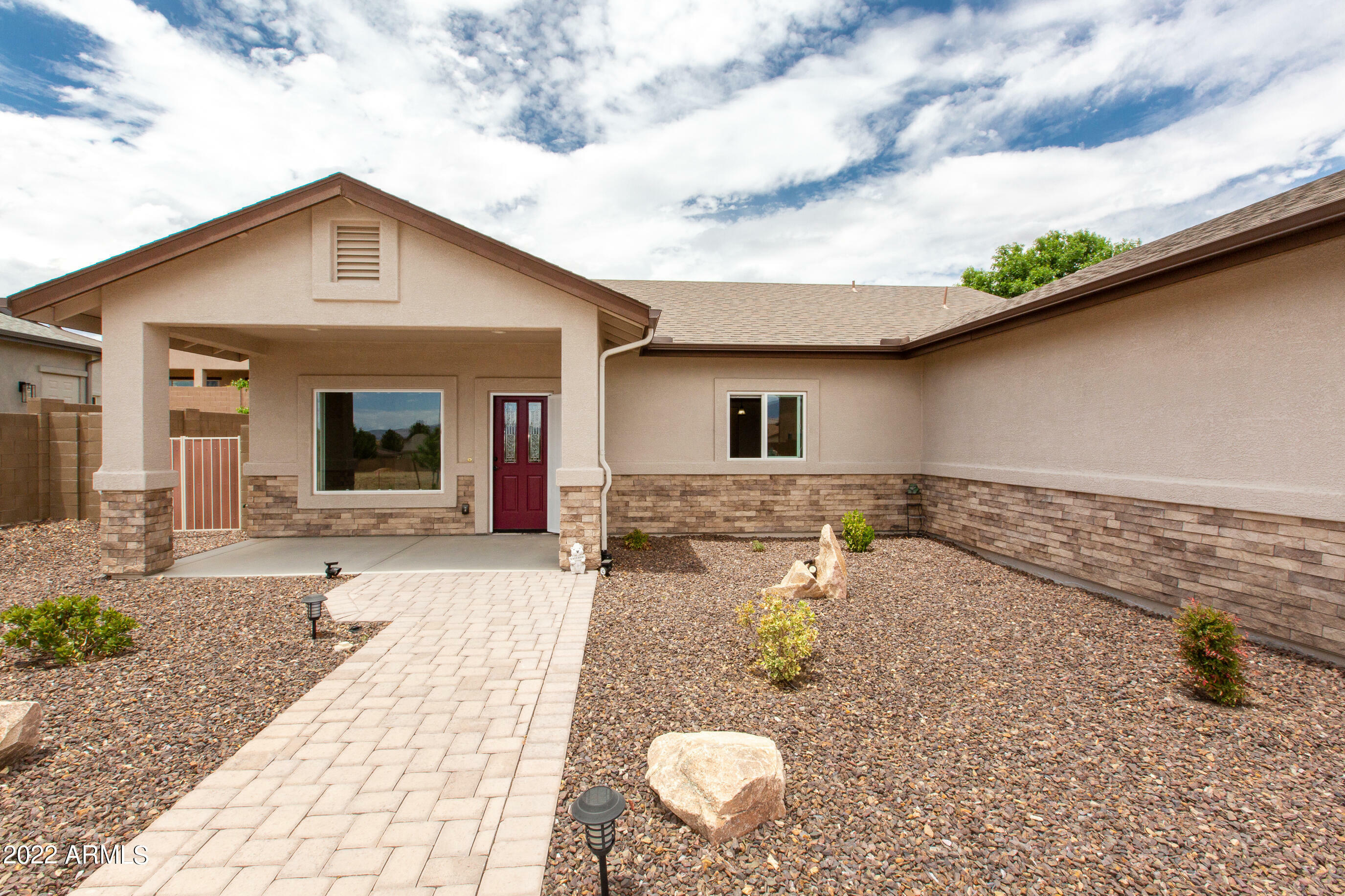 Property Photo:  8412 N Prairie View  AZ 86315 