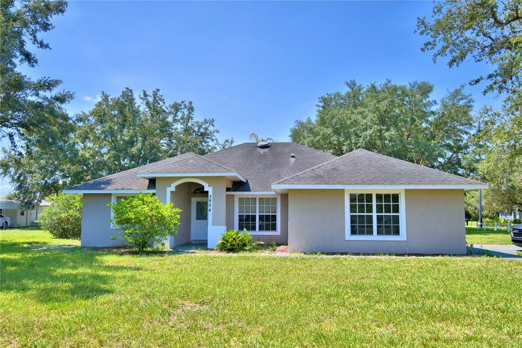 Property Photo:  3904 Mammoth Grove Road  FL 33898 