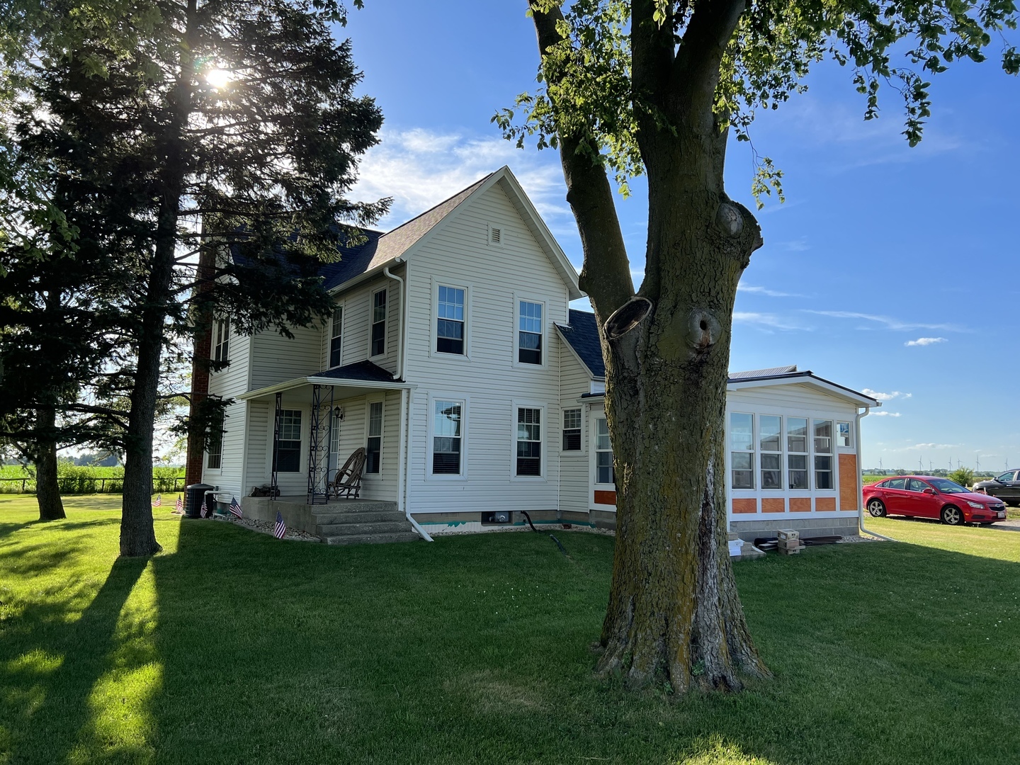 Property Photo: 1125 N 46th Road IL 60518