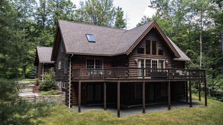 Property Photo: 14 Hartness Way VT 05059