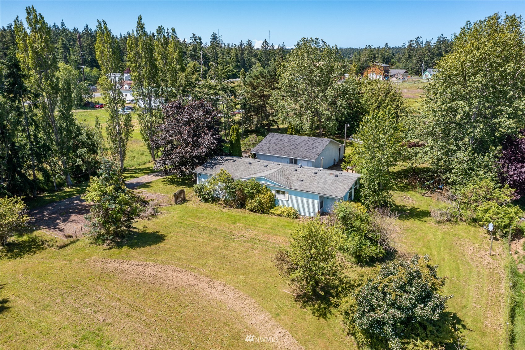 Property Photo:  2035 Sage Lane  WA 98277 