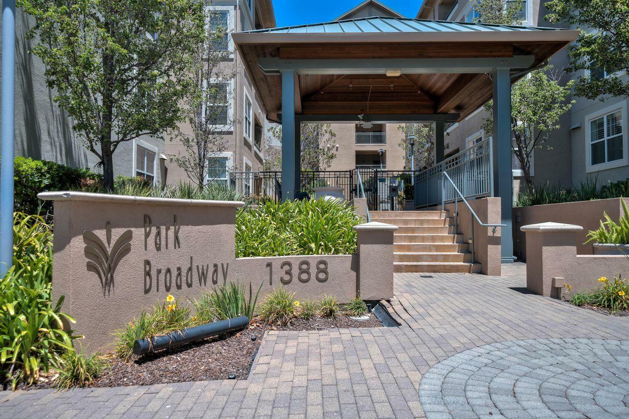 Property Photo: 1388 Broadway 402 CA 94030