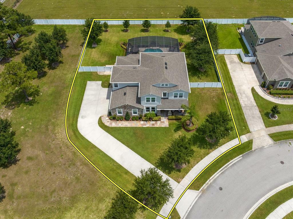 Property Photo:  2838 Sand Oak Loop  FL 32712 