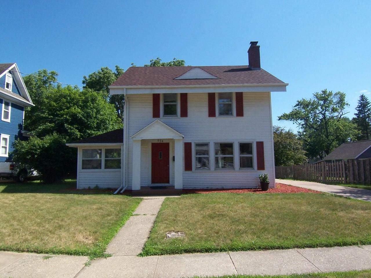 724 Vernon Ave  Beloit WI 53511 photo