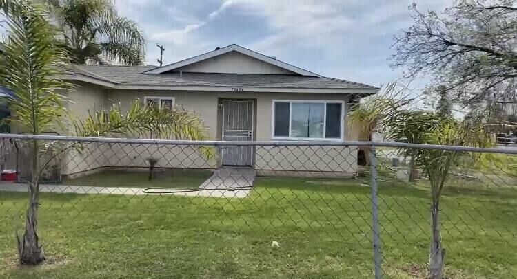 Property Photo:  23439 Avenue 56  CA 93218 