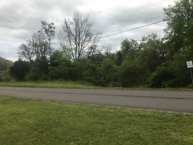 Property Photo:  665 Pinewood Circle  TN 37814 