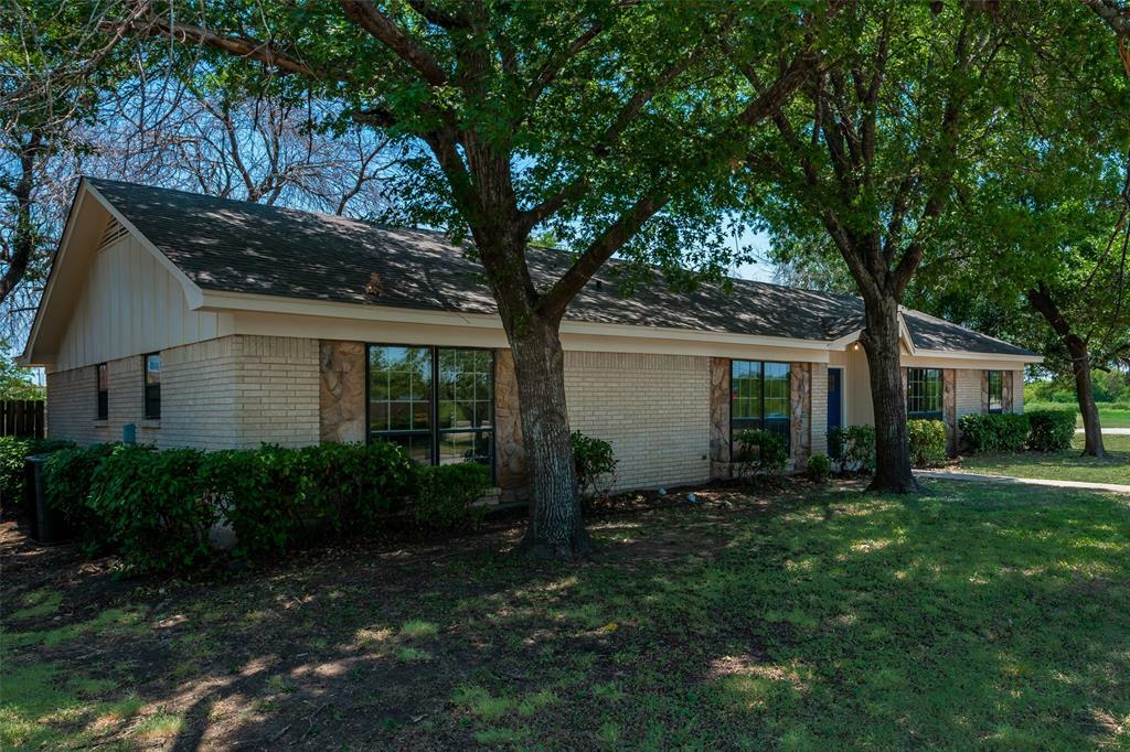 Property Photo:  100 Mockingbird Lane  TX 76645 