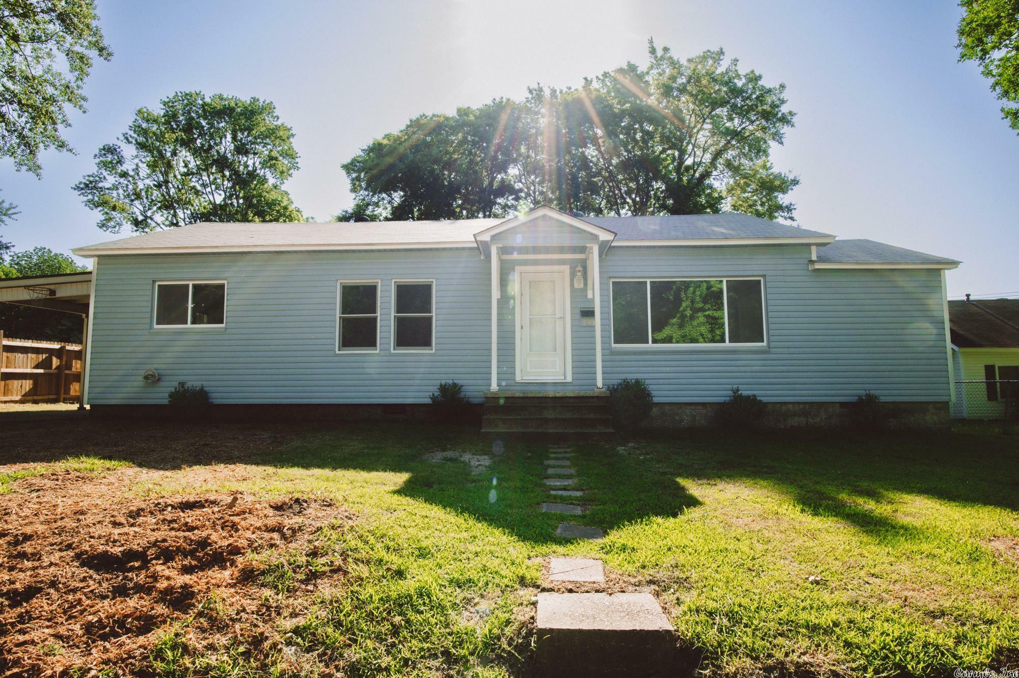 Property Photo:  703 Sunset Drive  AR 72015 