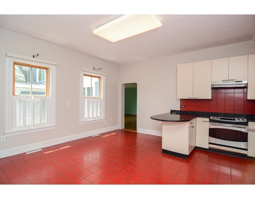 Property Photo:  14 Melrose St 1  MA 01701 