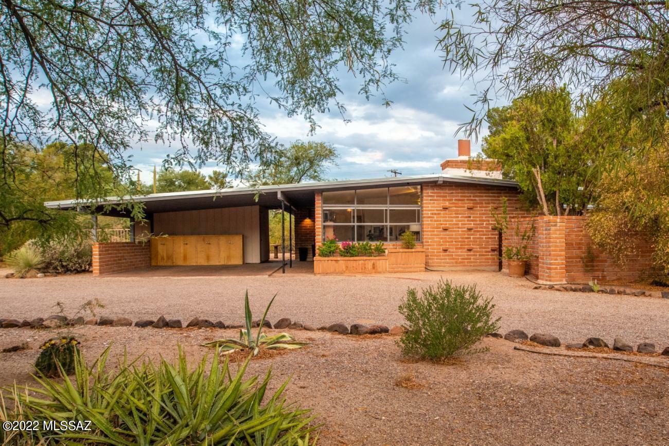 Property Photo:  2601 N Bahana Drive  AZ 85715 