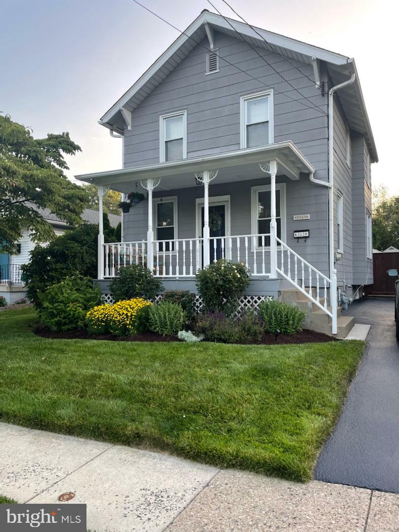 Property Photo:  2463 Avondale Avenue  PA 19001 