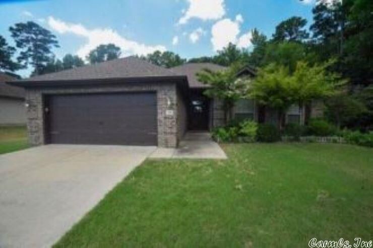 Property Photo: 2985 Oakbrook Drive AR 72015