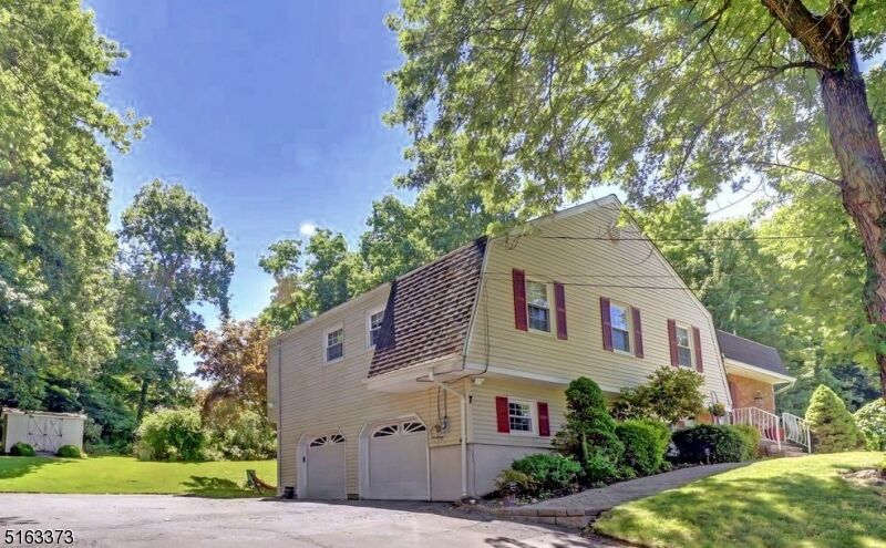 Property Photo: 7 Bonita Ter NJ 07470