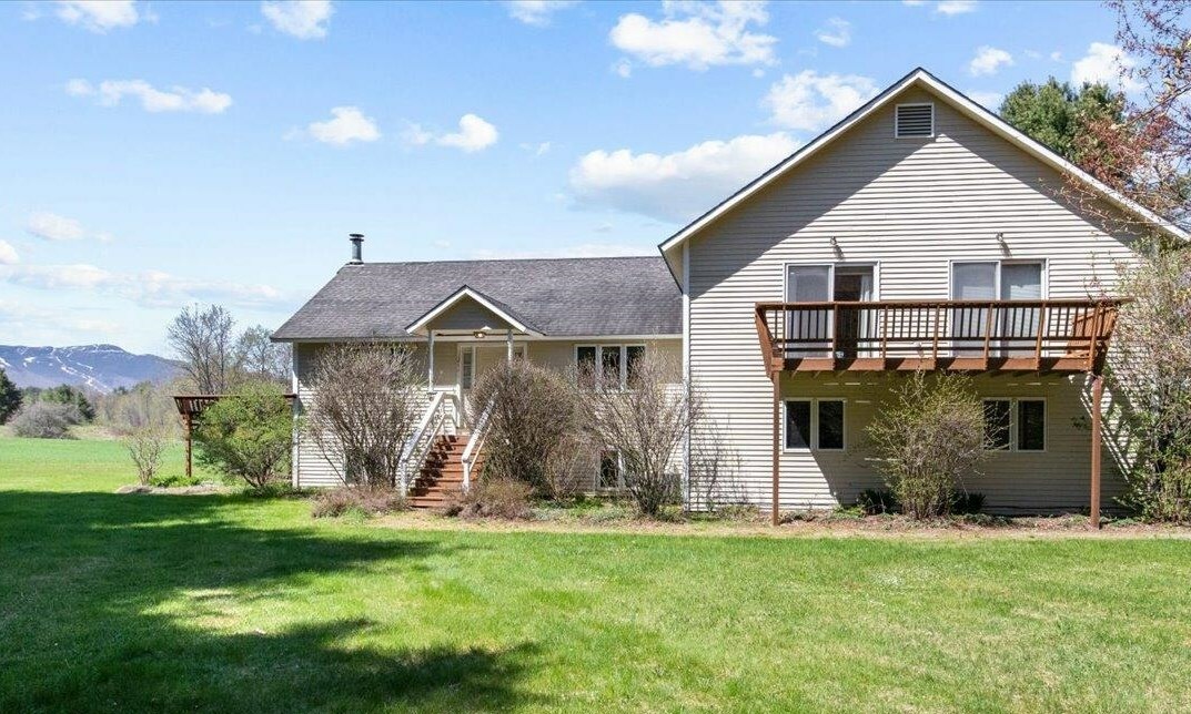 Property Photo: 216 Meadow Lane VT 05472