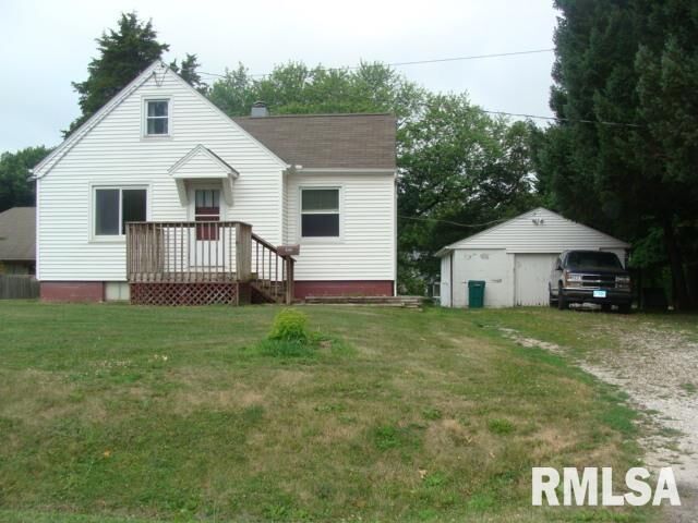 Property Photo: 322 N 2nd IL 61531
