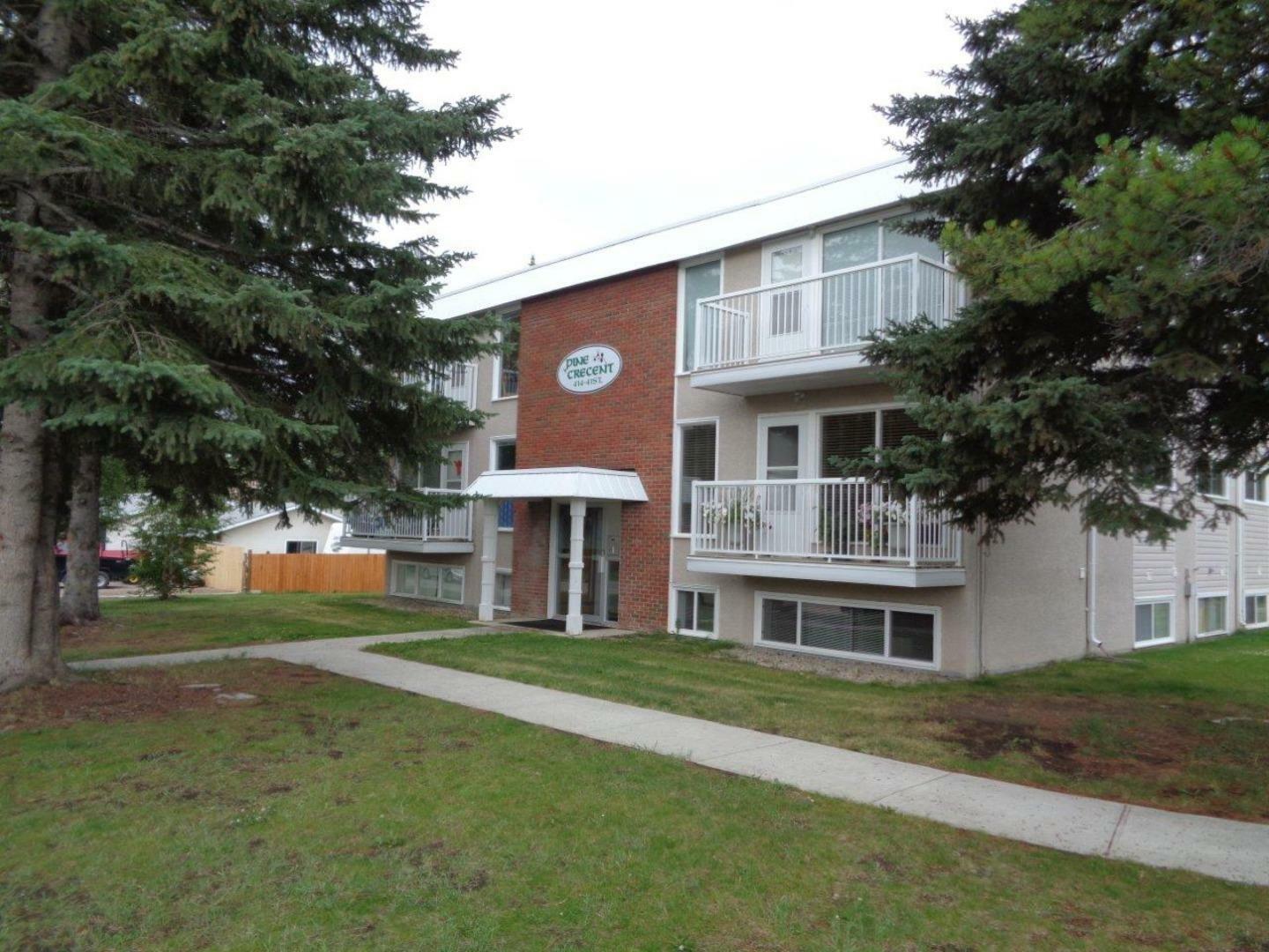 414 41 Street 12  Edson AB T7E 1A2 photo
