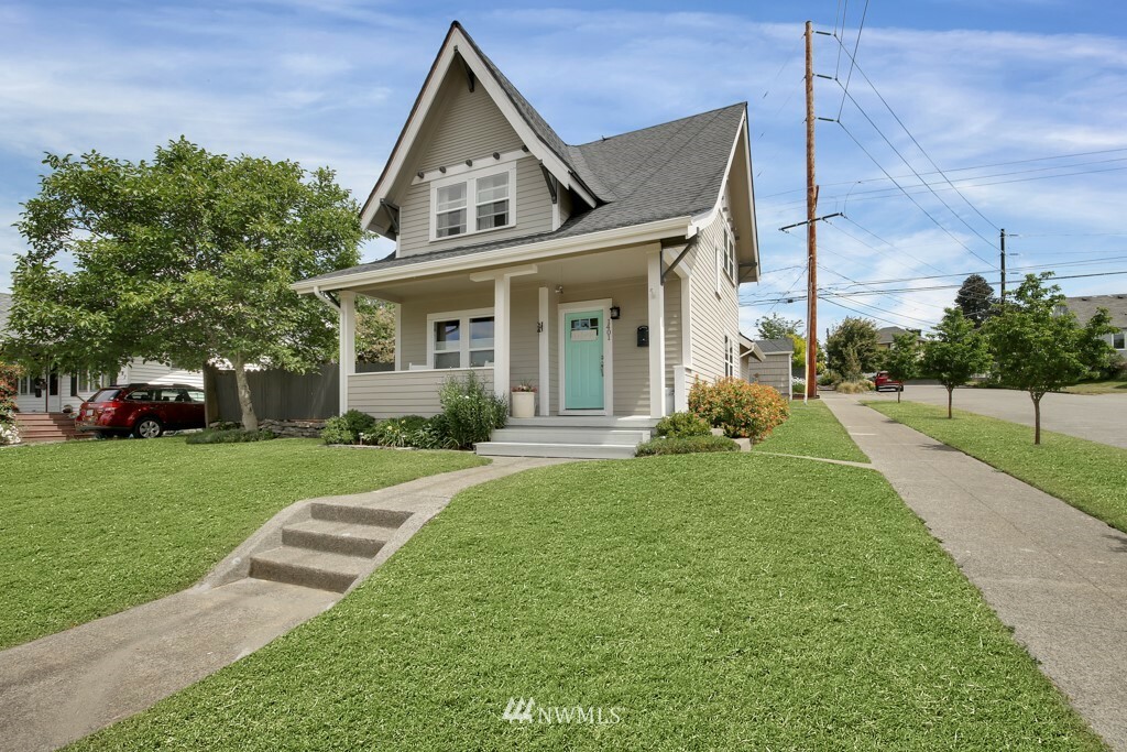 Property Photo:  1401 N Prospect Street  WA 98406 