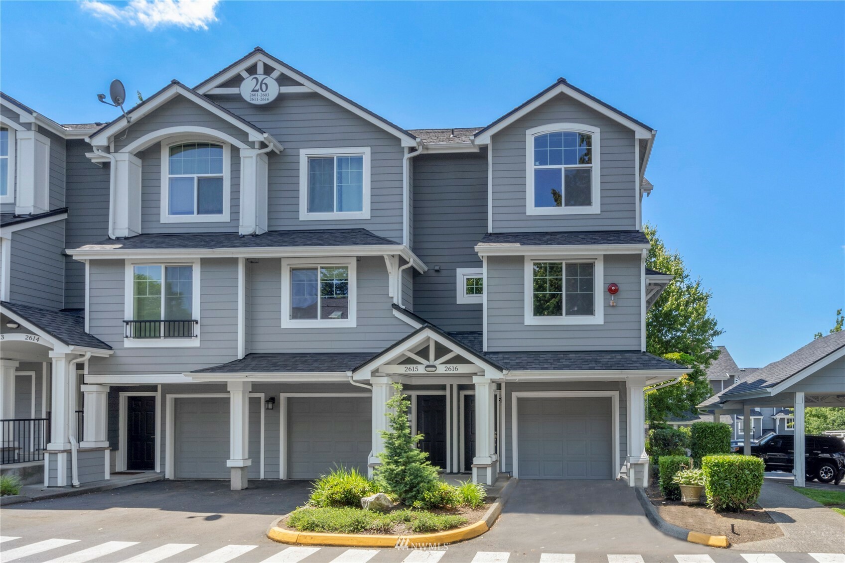 Property Photo:  16125 Juanita Woodinville Way NE 2616  WA 98011 