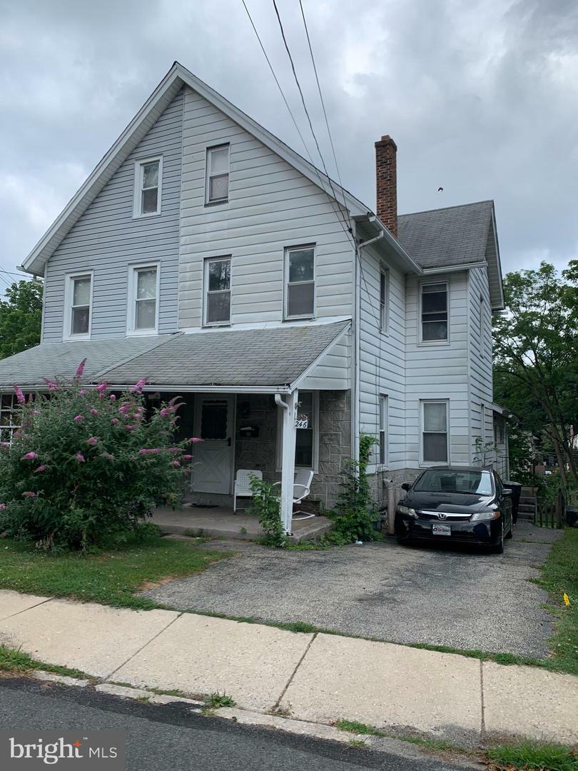 Property Photo:  246 N Aberdeen Avenue  PA 19087 