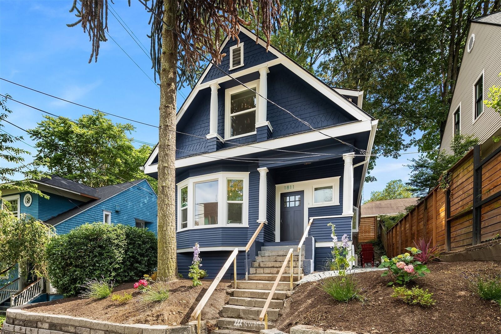 Property Photo:  1811 E Howell Street  WA 98122 