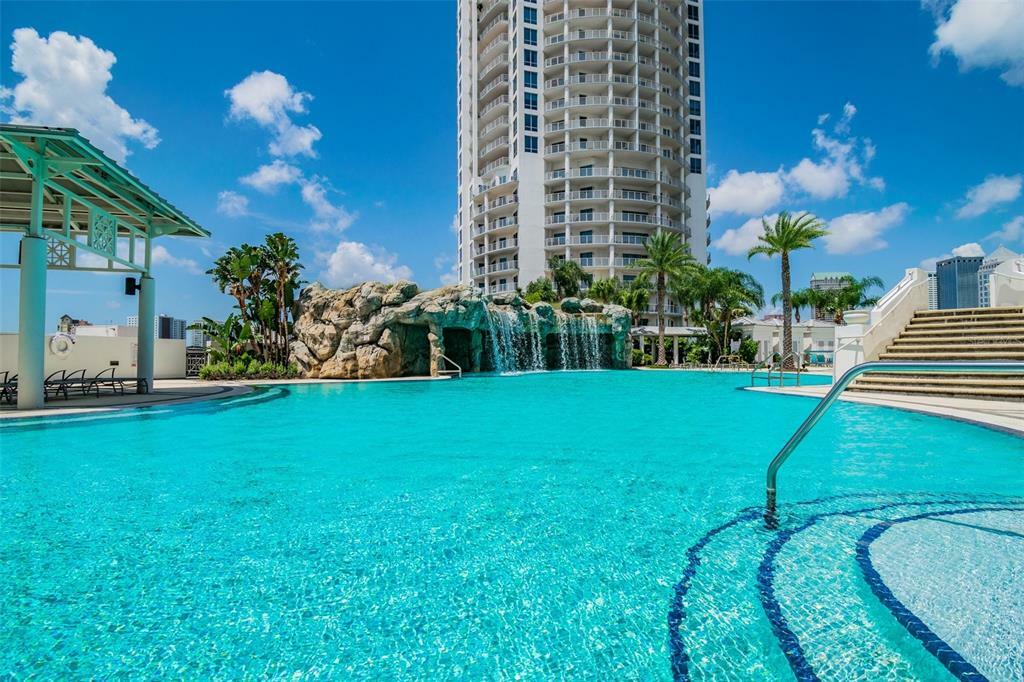 Property Photo: 449 S 12th Street 906 FL 33602
