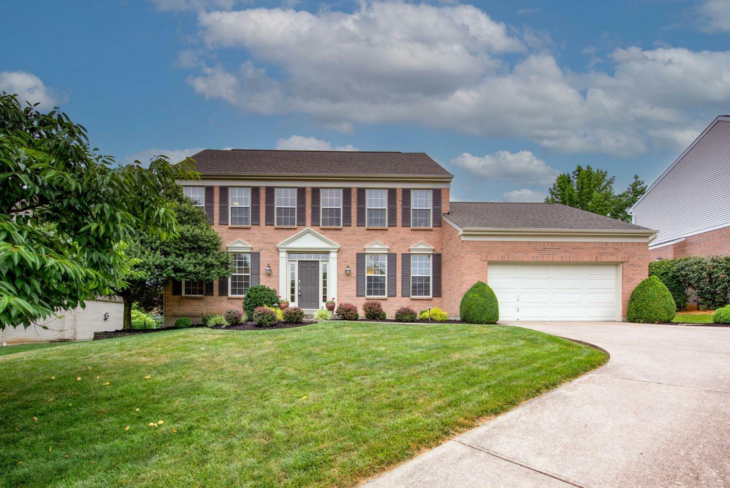 Property Photo:  2447 Anderson Manor Ct  OH 45244 