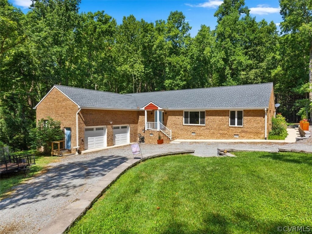 Property Photo:  4612 Hadensville Farm Lane  VA 23117 