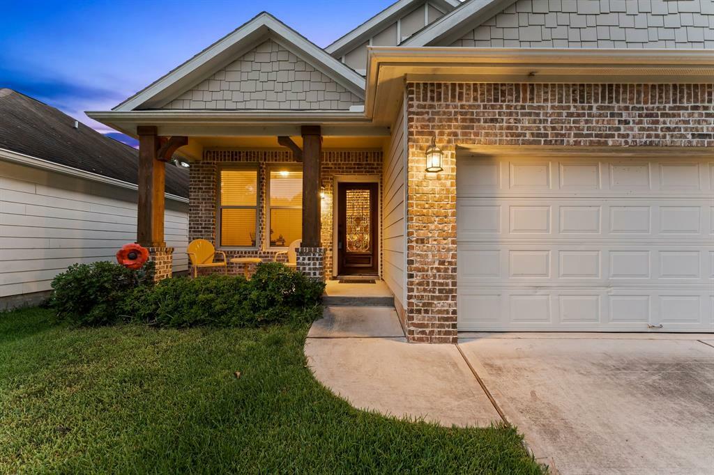 107 Harbor Court Drive  Conroe TX 77356 photo