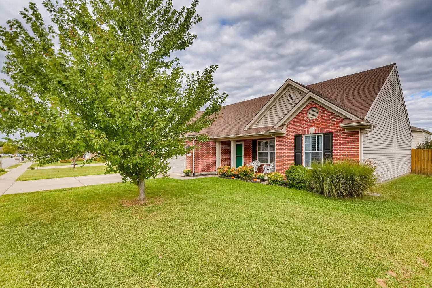 Property Photo: 4960 Penrose Drive IN 47630