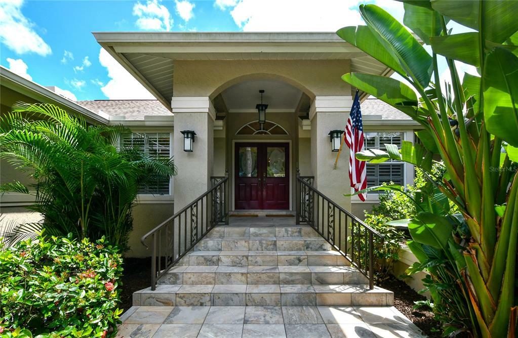 Property Photo:  4717 E Trails Drive  FL 34232 