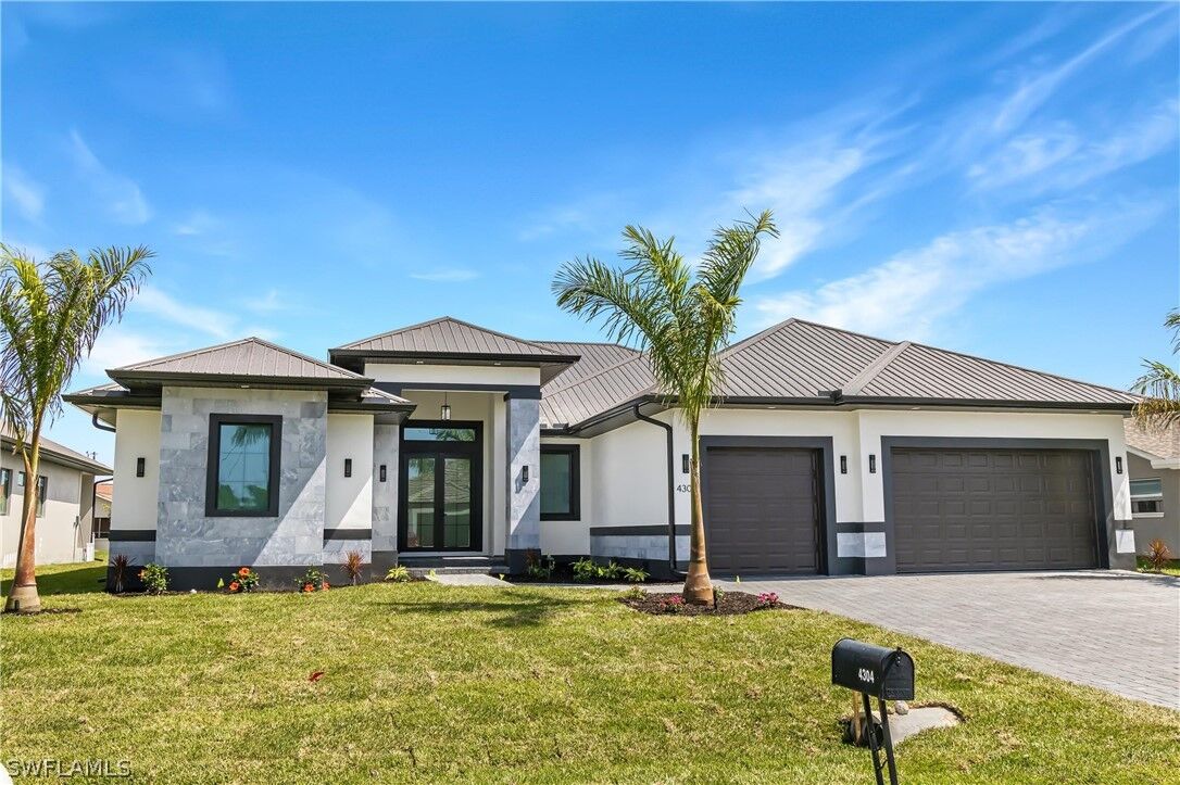 Property Photo: 4303 SW 25th Place FL 33914