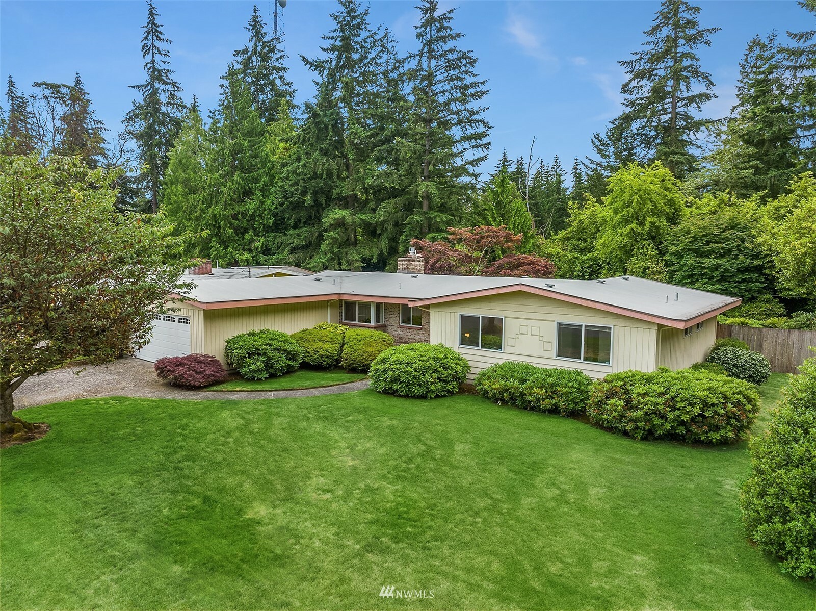 Property Photo:  15303 SE 27th Street  WA 98007 