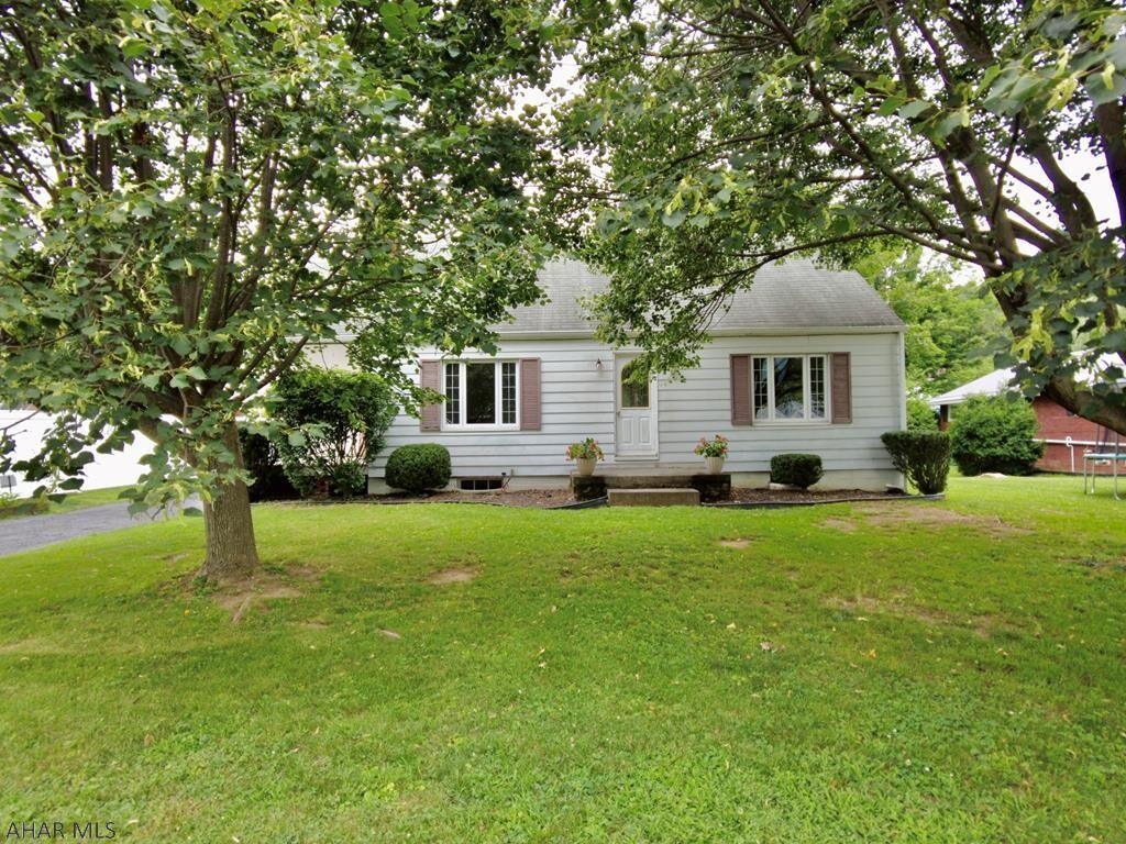 Property Photo: 730 Preston Street PA 15522
