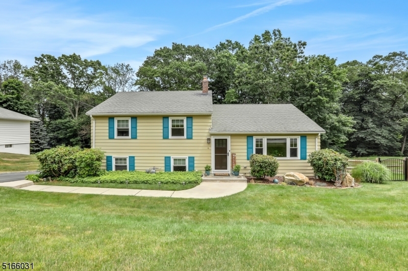 16 Maple Dr  Randolph Twp. NJ 07869 photo