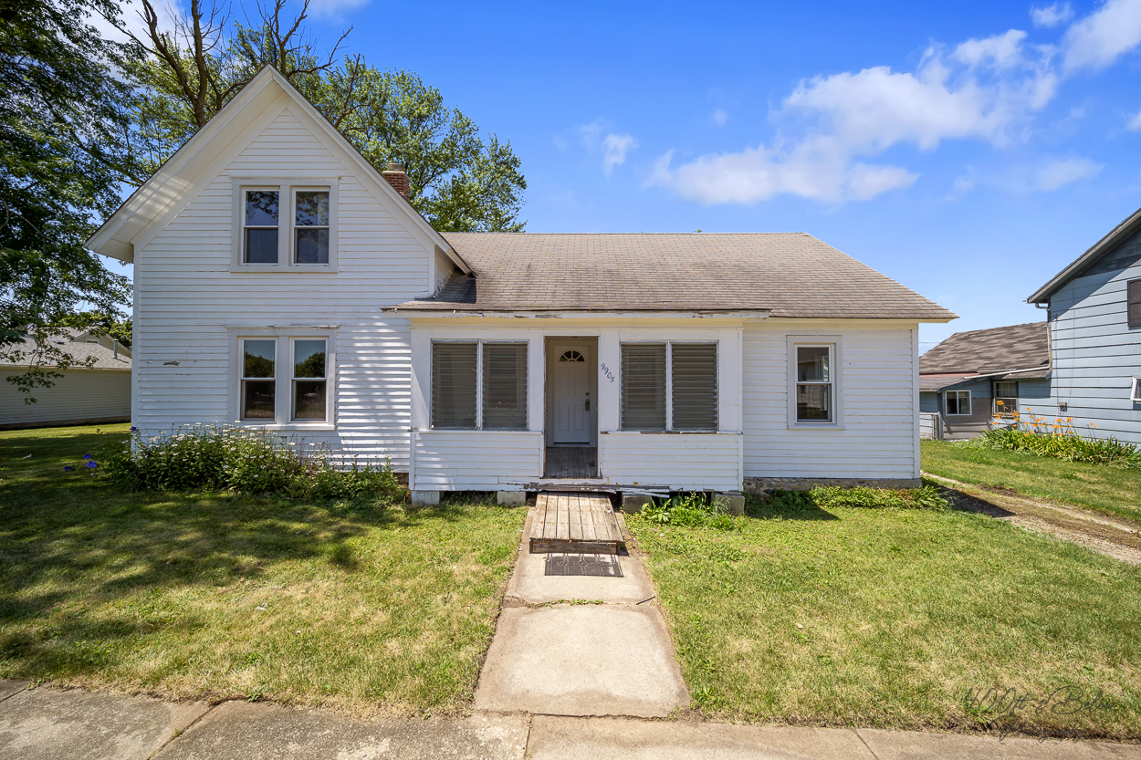 Property Photo:  9905 Saint Albans Street  IL 60034 