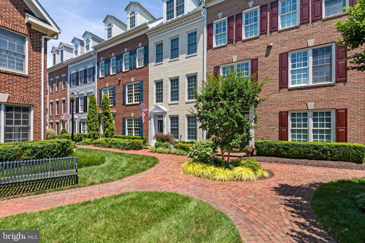 310 S Fayette Street S  Alexandria VA 22314 photo