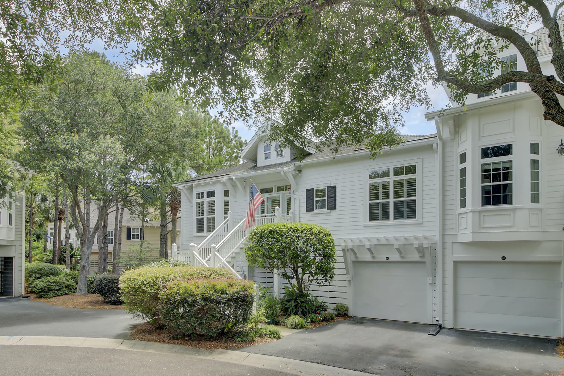 Property Photo: 1512 Trumpet Vine Court SC 29464