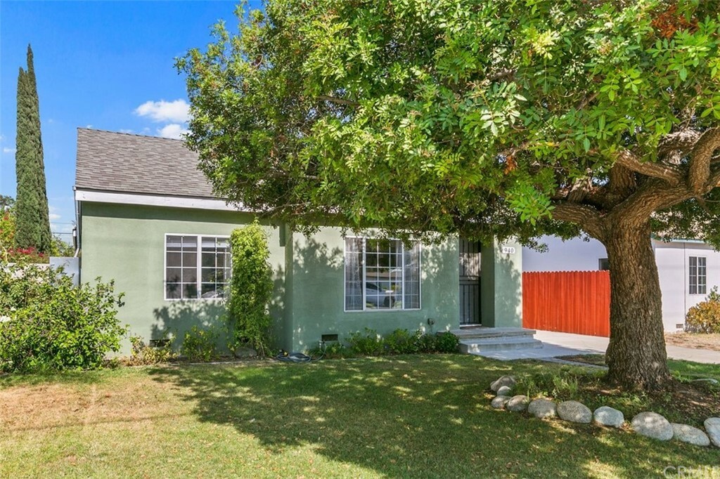 Property Photo: 940 N Sunset Avenue CA 91702