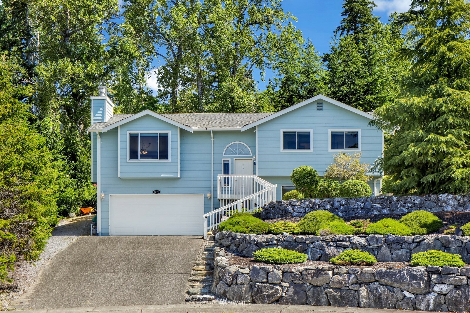 Property Photo: 3778 E 16th Place WA 98226