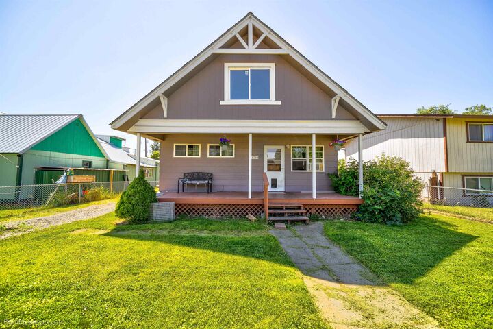 1734 E Dalton Ave  Spokane WA 99207 photo