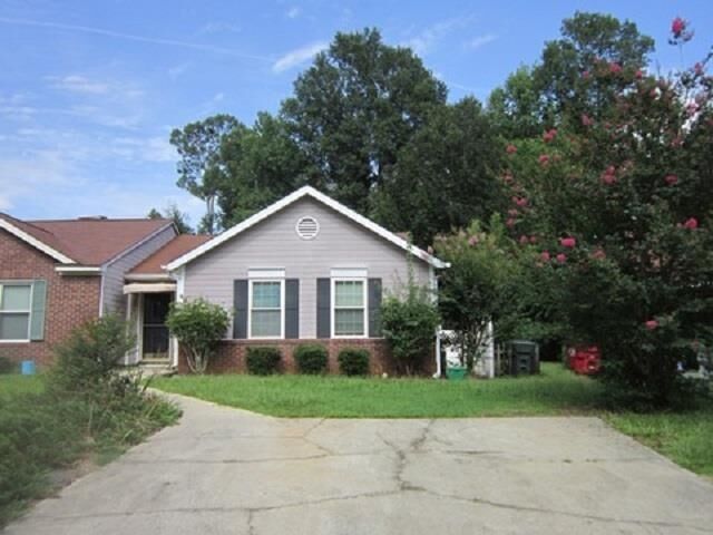 Property Photo:  207 Johns Court  GA 31210 