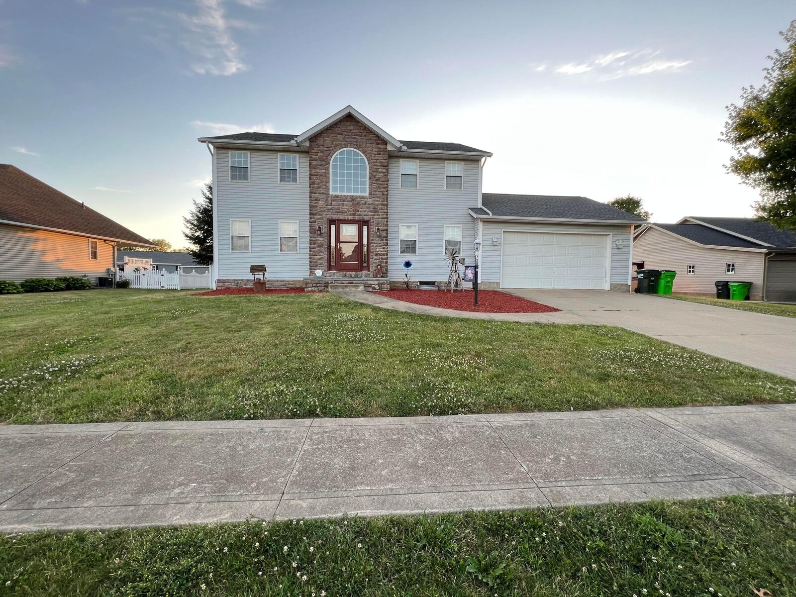Property Photo: 728 Amanda NW Avenue OH 44680