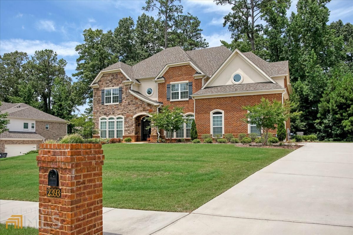 Property Photo: 2393 Barrington Trace Circle SW GA 30331