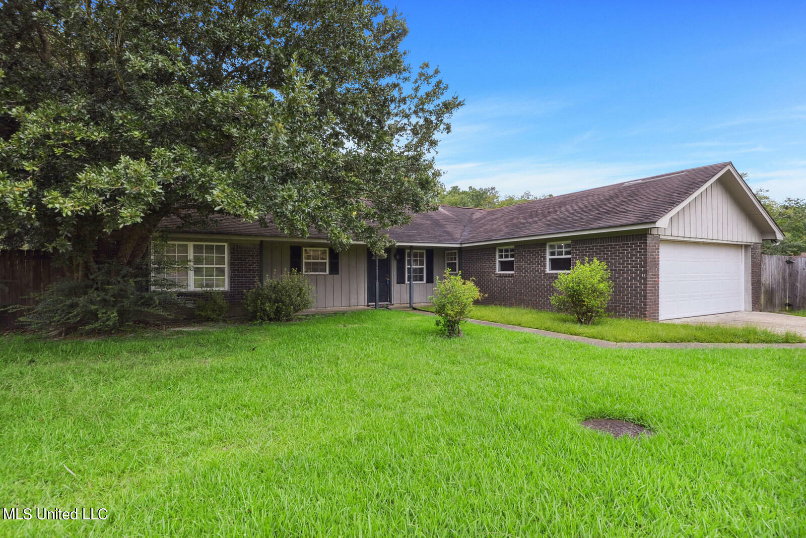 Property Photo:  2306 Lynn Avenue  MS 39503 