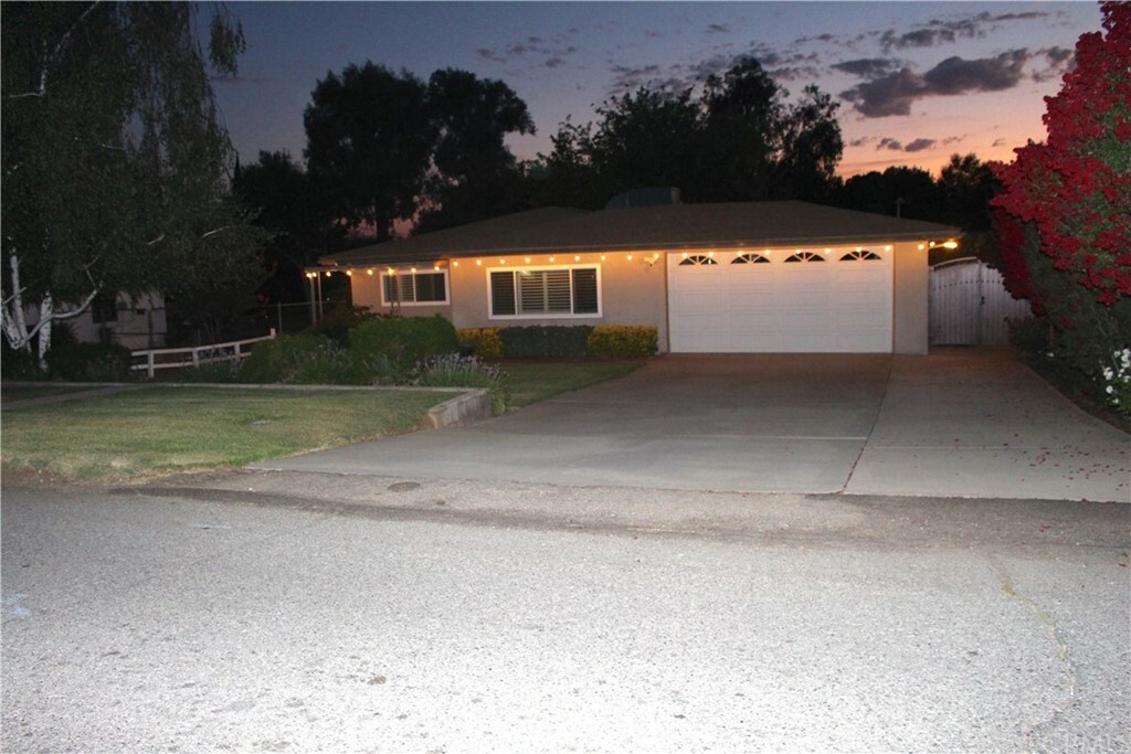 Property Photo:  1032 Bryant Street  CA 92320 