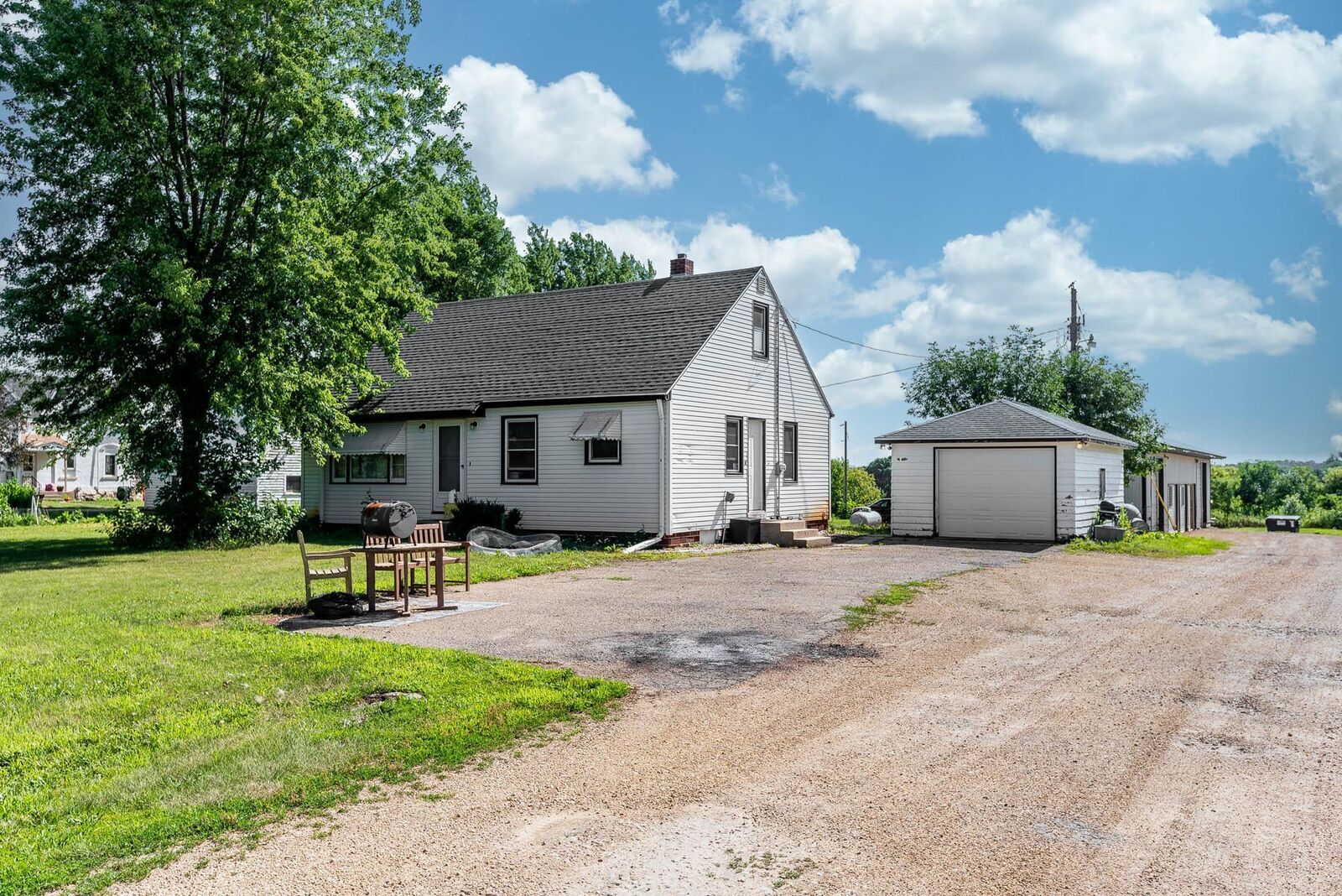 Property Photo:  19995 State Highway 22  MN 56001 