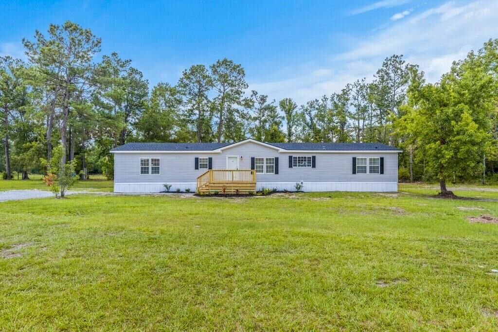 Property Photo:  116 Comanche Rd  LA 70657 