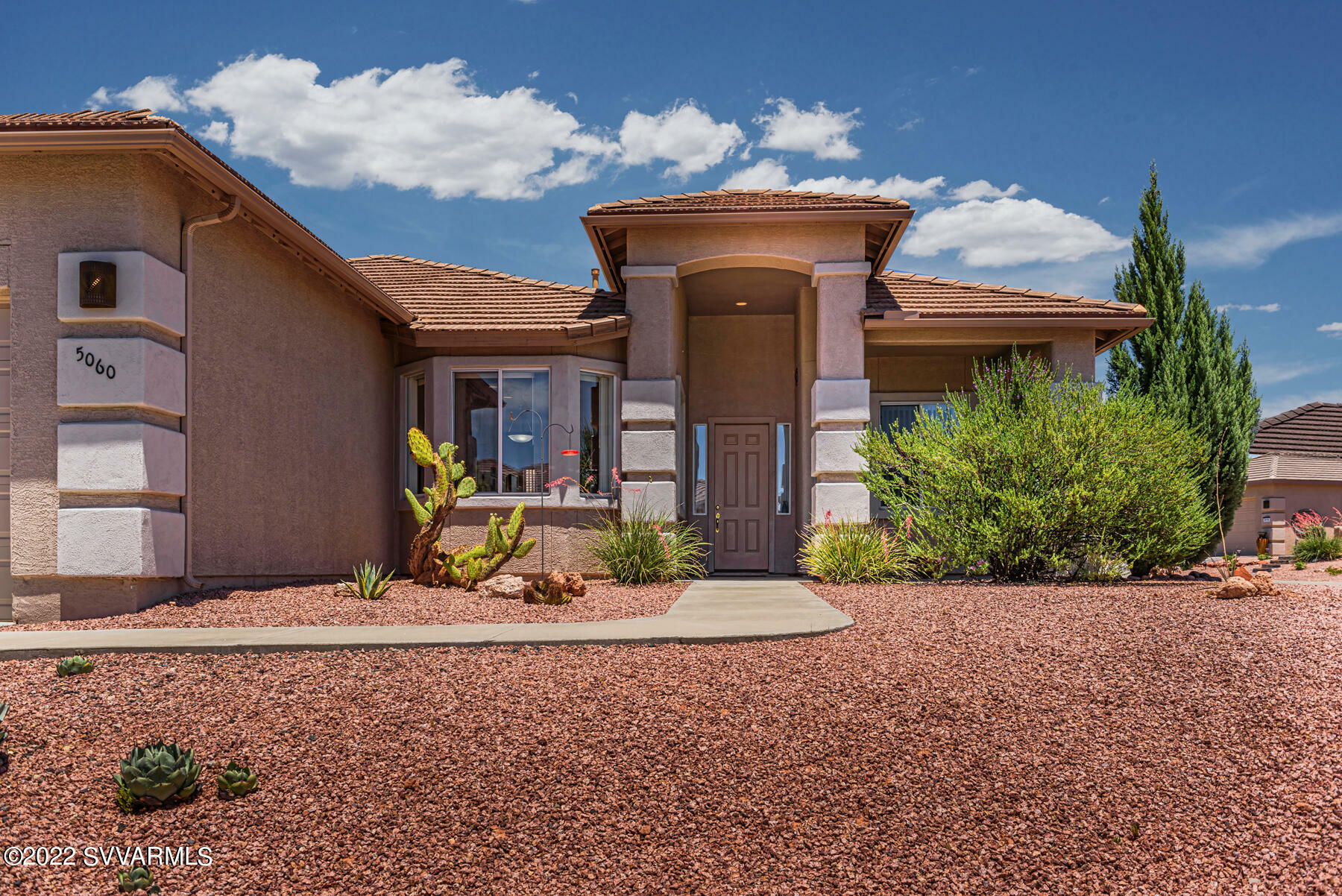 Property Photo: 5060 E Somerset Drive AZ 86325