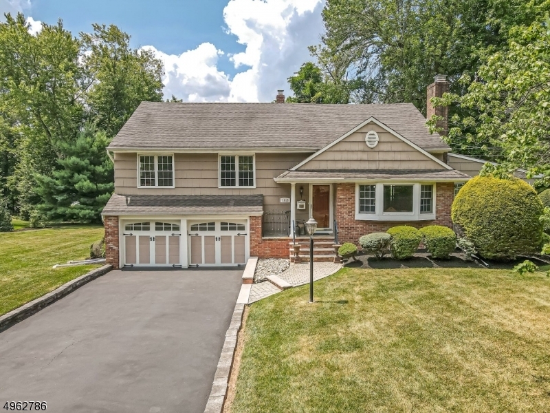 Property Photo: 1915 Duncan Dr NJ 07076